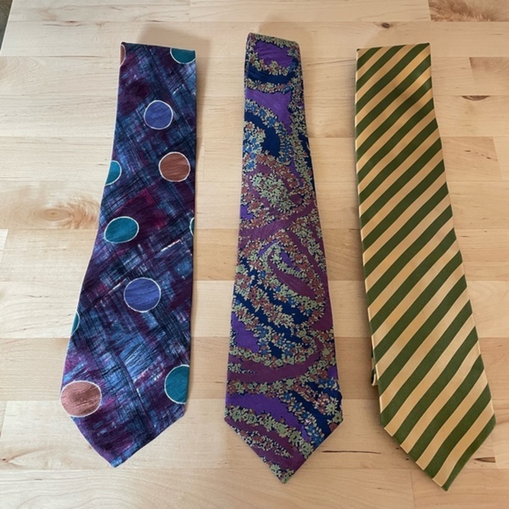 TIFFANY & CO 100%  Italian Silk Tie, Vintage Bugatti Italian Silk, Westbury UK.